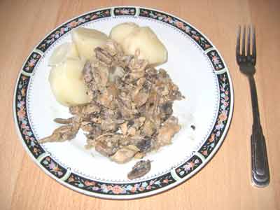 Курица с грибами и картошкой