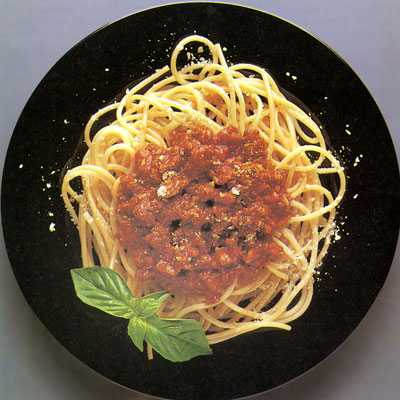 Спагетти с болонским соусом